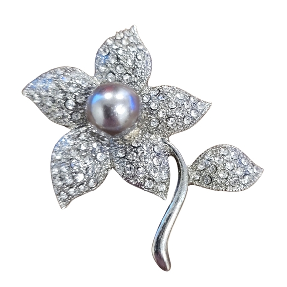 Three Vintage Brooches Pins. One Signed MONET - Picture 3 of 6